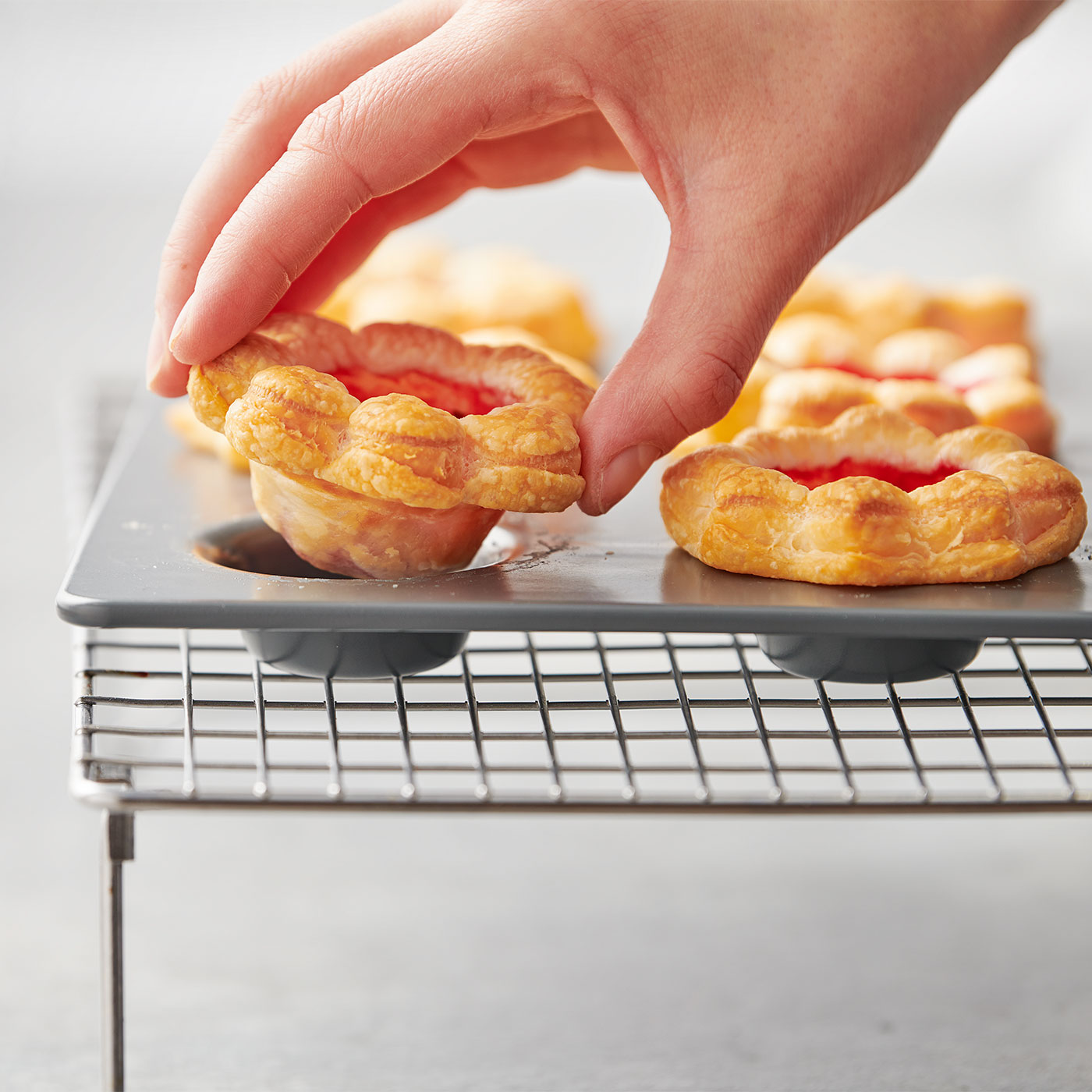 Amosfun Edelstahl Muffinform Set - 12-tlg. Mini-Törtchen Pfannen Mit Antihaft