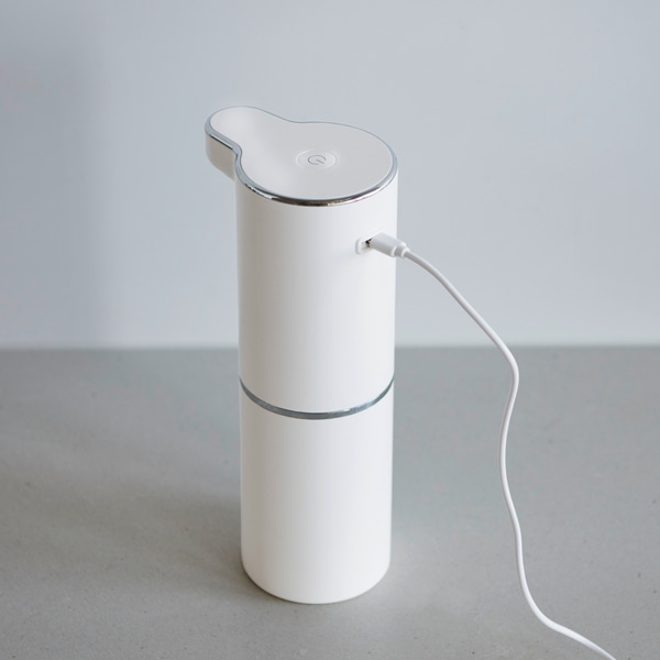 Schaumseifenspender mit Sensor, weiß