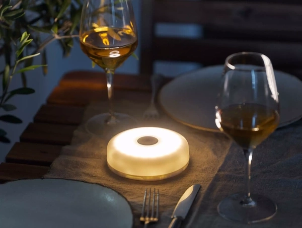 3-in-1 LED Lichterkette und Lampe, Akku - 2 Stk.