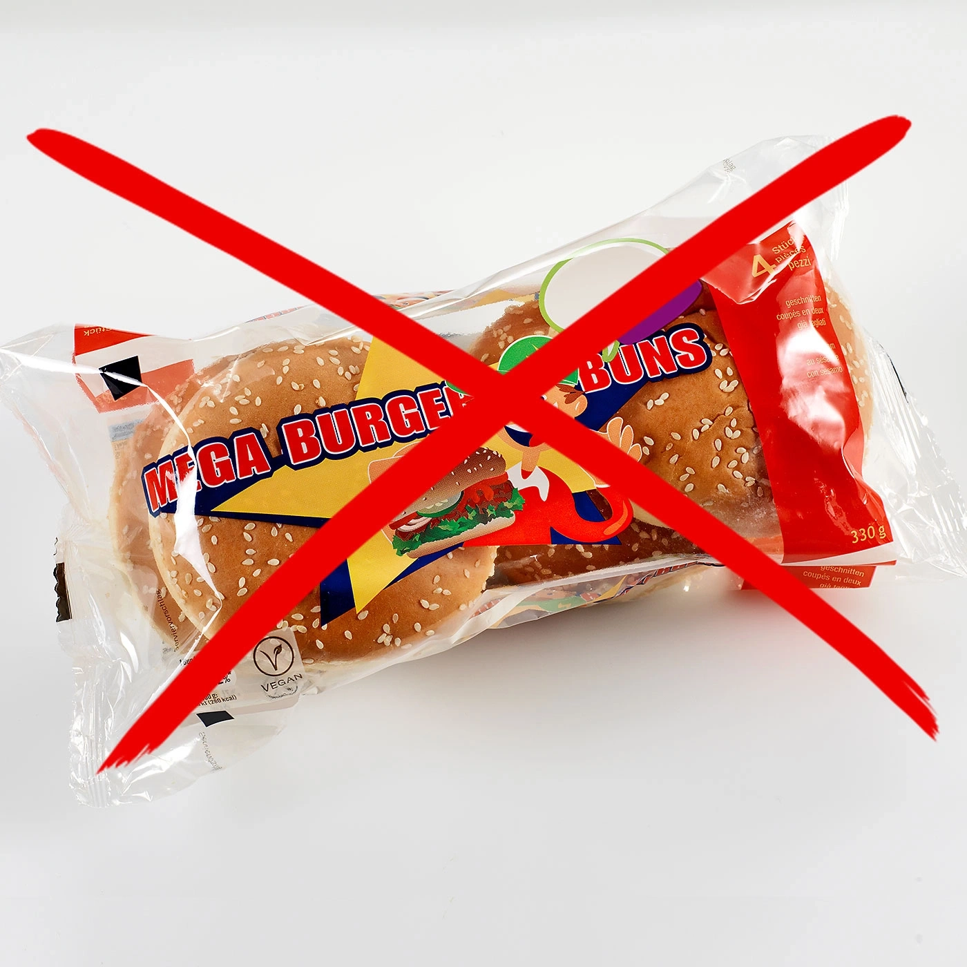 Verbotene Mega Burger Brötchen, vegan, in Plastikverpackung, mit rotem X markiert.