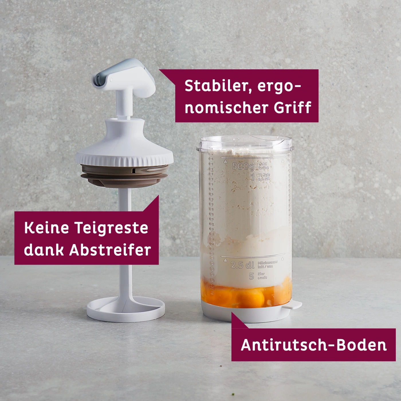 Teigspender mit ergonomischem Griff, Abstreifer und Anti-Rutsch-Boden.