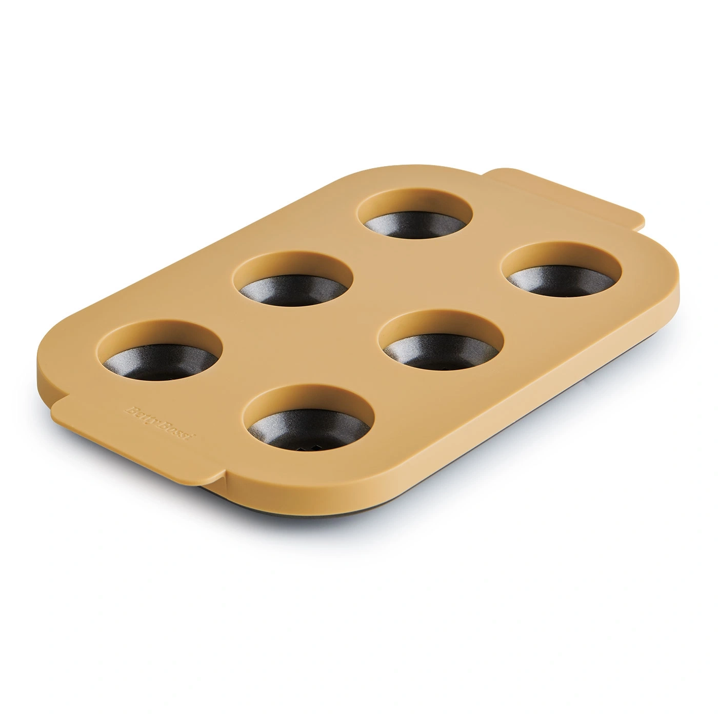 Moule à pâtisserie marron avec six trous pour muffins ou cupcakes, isolé