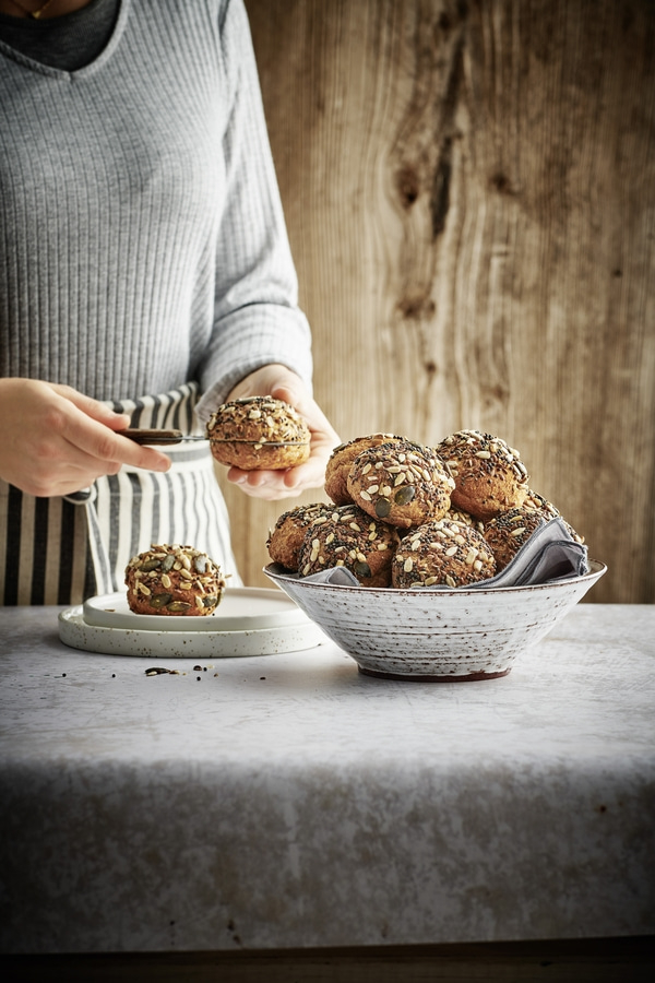 Knusprige Brötchen, Backbuch