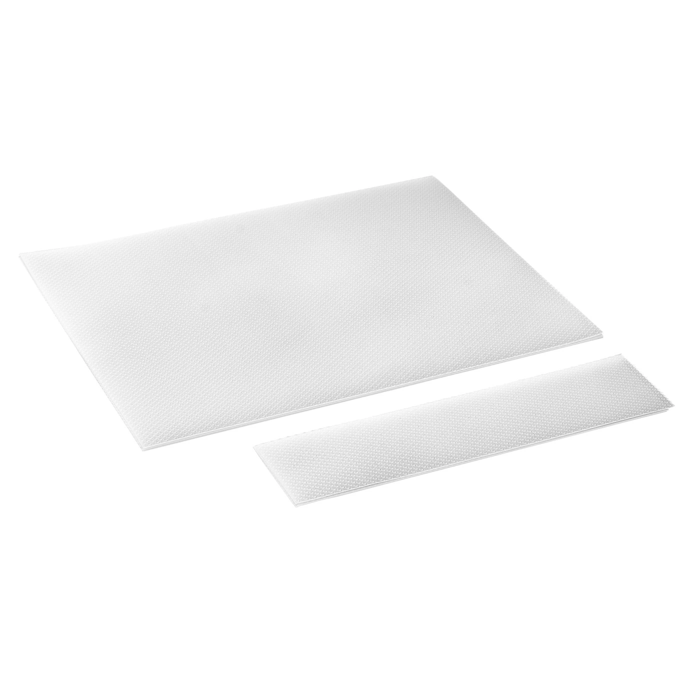 Deux morceaux de tissu rectangulaires blancs sur fond blanc, texture