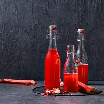 Sirop de rhubarbe
